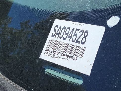 New 2025 Audi Q6 e-tron Premium Plus image 21