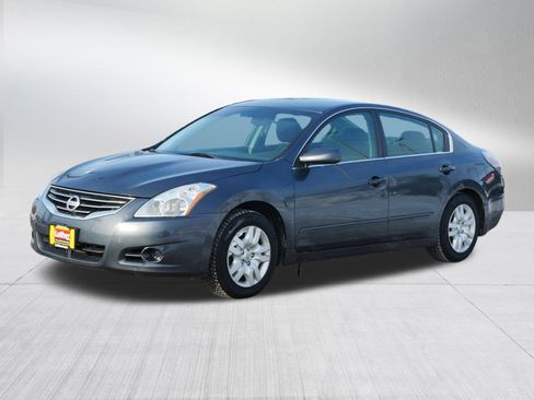 Used 2011 Nissan Altima 2.5 S image 3