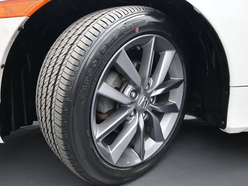 Used 2019 Honda Civic EX image 16