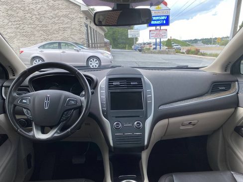 Used 2017 Lincoln MKC Reserve w/ Lincoln MKC Climate Package AWD/4WD image 22