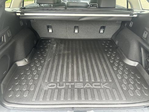 Used 2023 Subaru Outback Touring AWD/4WD image 20