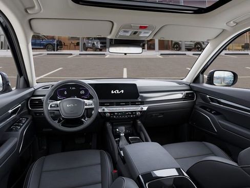 New 2025 Kia Telluride S image 14