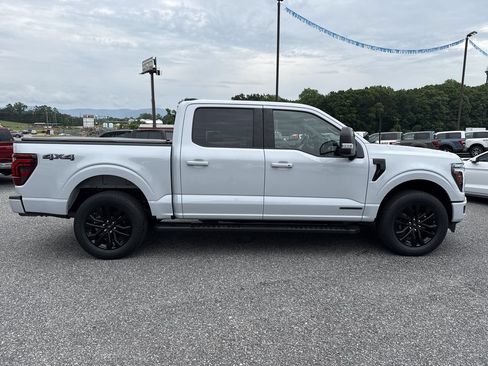 Used 2025 Ford F150 Lariat w/ Equipment Group 502A High AWD/4WD image 8