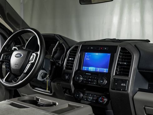 Used 2022 Ford F250 XL w/ STX Appearance Package AWD/4WD image 23