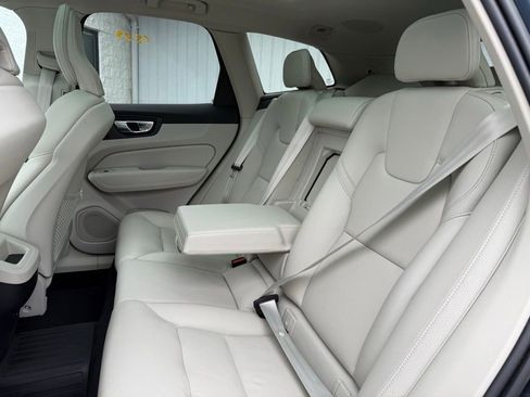 Used 2023 Volvo XC60 B5 Plus w/ Climate Package image 13