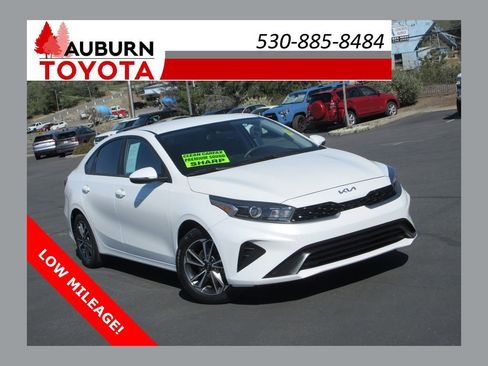 Used 2022 Kia Forte LXS w/ LXS Technology Package image 1