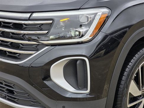 New 2026 Volkswagen Atlas SE image 6