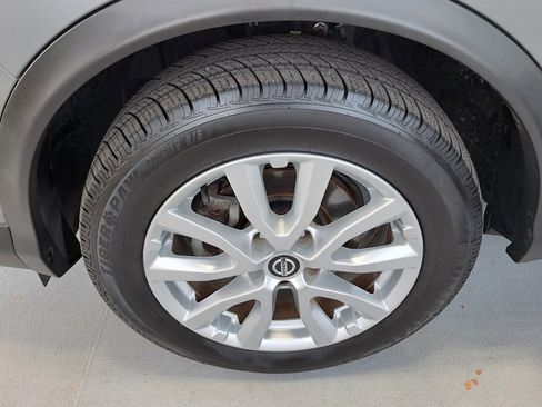 Used 2020 Nissan Rogue Sport SV w/ All-Weather Package image 34