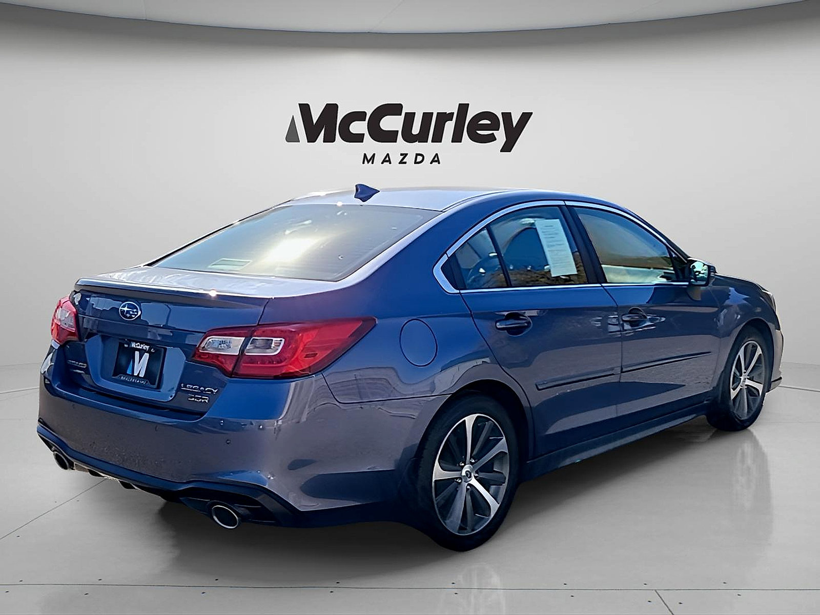Used 2018 Subaru Legacy 3.6R Limited AWD/4WD image 7