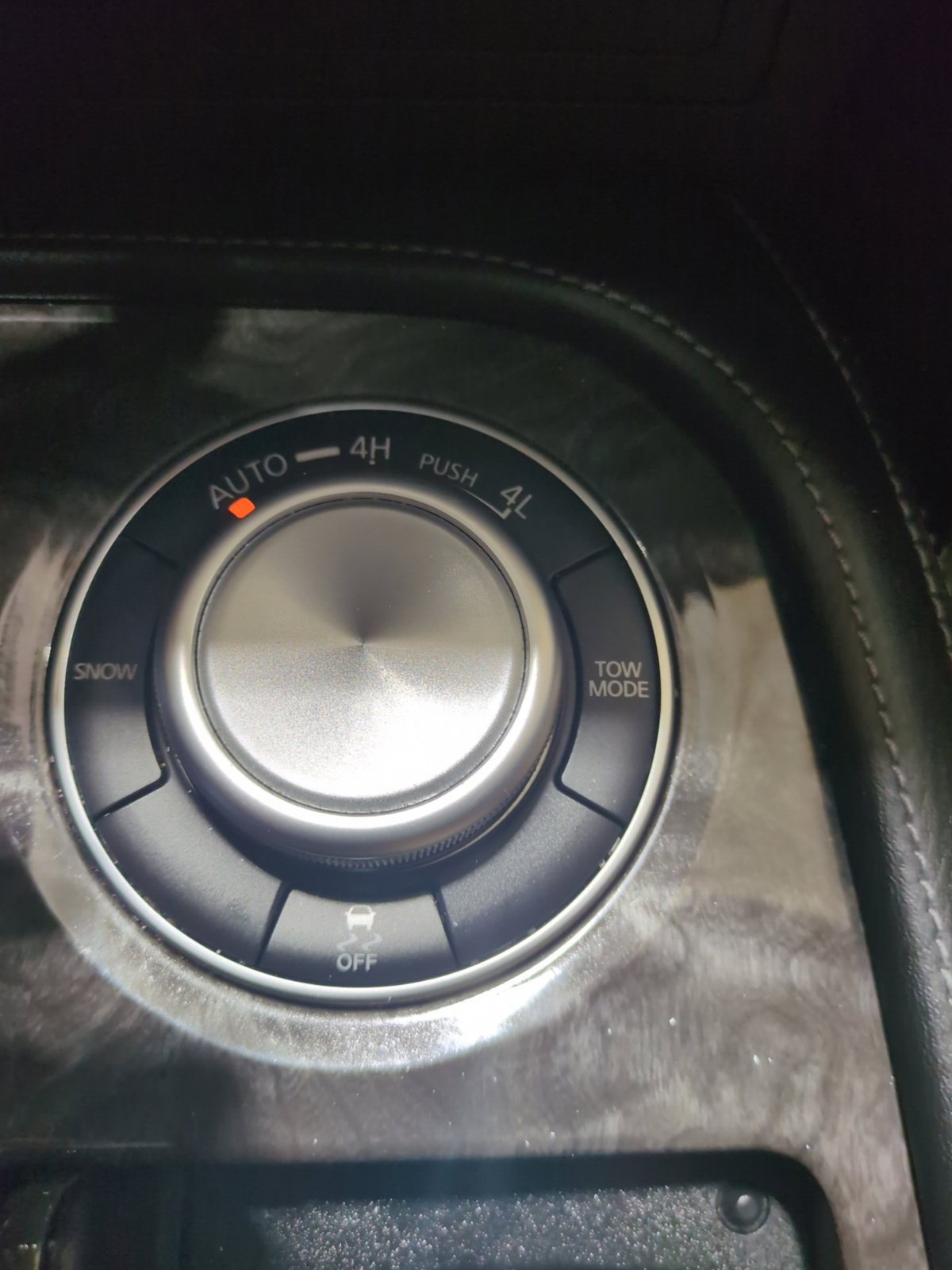 Used 2022 Nissan Armada Platinum AWD/4WD image 28