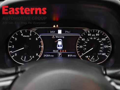 Used 2023 Nissan Altima 2.5 SV w/ SV Premium Package AWD/4WD image 18