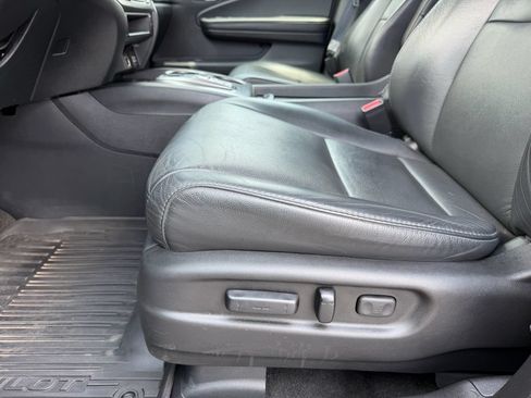 Used 2022 Honda Pilot EX-L image 11