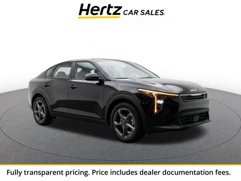 Used 2025 Kia K4 FWD image 1