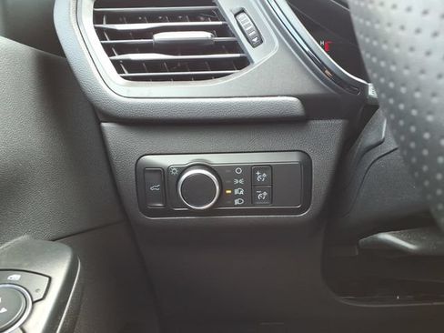 Used 2024 Ford Escape ST-Line w/ Tech Pack #1 FWD image 13