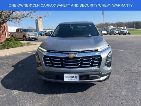 Used 2025 Chevrolet Equinox LT image 2