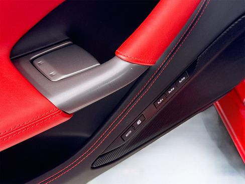 Certified 2021 Ferrari F8 Tributo image 16