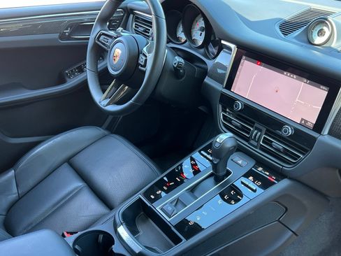Certified 2026 Porsche Macan GTS AWD/4WD image 13