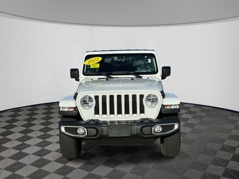 Used 2022 Jeep Wrangler Unlimited Sahara image 2