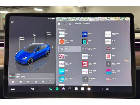 Used 2024 Tesla Model Y Performance image 31