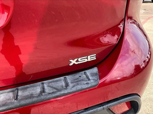Used 2023 Toyota Highlander XSE FWD image 10