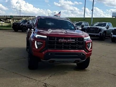 Certified 2024 GMC Canyon AT4 w/ AT4 Premium Package image 3
