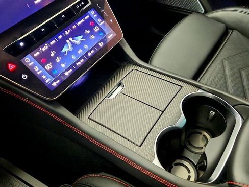 Used 2023 Maserati Grecale Modena AWD/4WD image 17