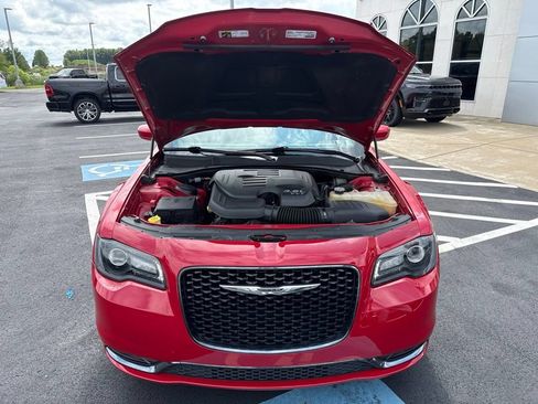 Used 2015 Chrysler 300 S RWD image 23