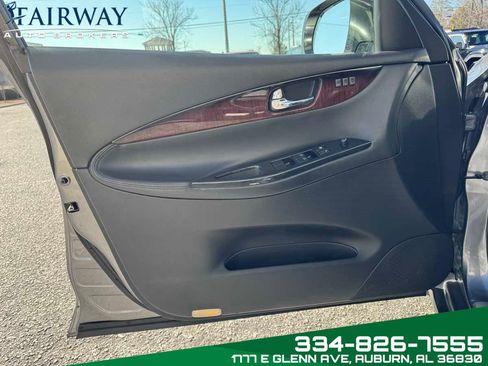 Used 2017 INFINITI QX50 2WD w/ Deluxe Touring Package image 27