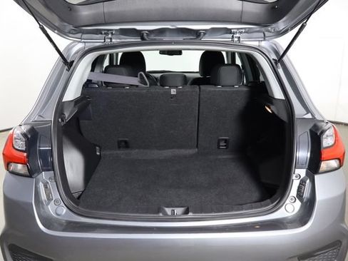 Used 2025 Mitsubishi Outlander Sport ES AWD/4WD image 17