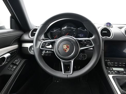 Used 2025 Porsche 718 Cayman image 10