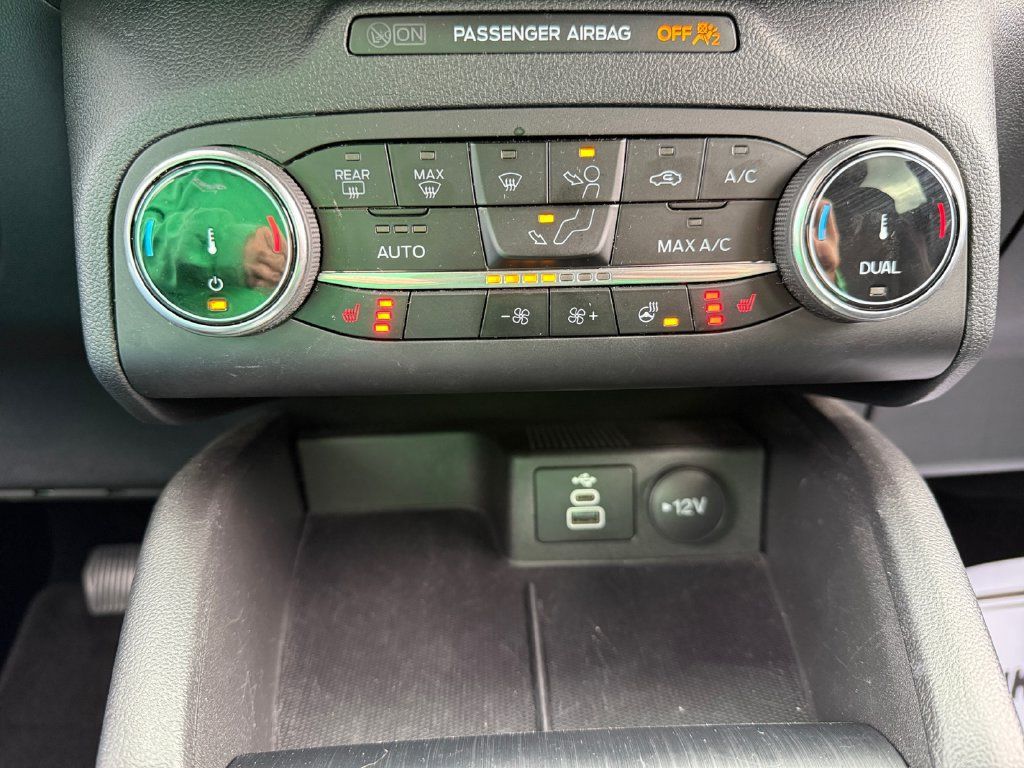 Used 2025 Ford Escape ST-Line Select AWD/4WD image 33