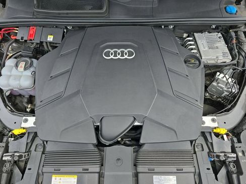 Used 2023 Audi Q7 3.0T Premium Plus AWD/4WD image 35