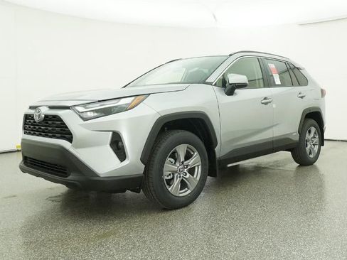 New 2025 Toyota RAV4 XLE image 39
