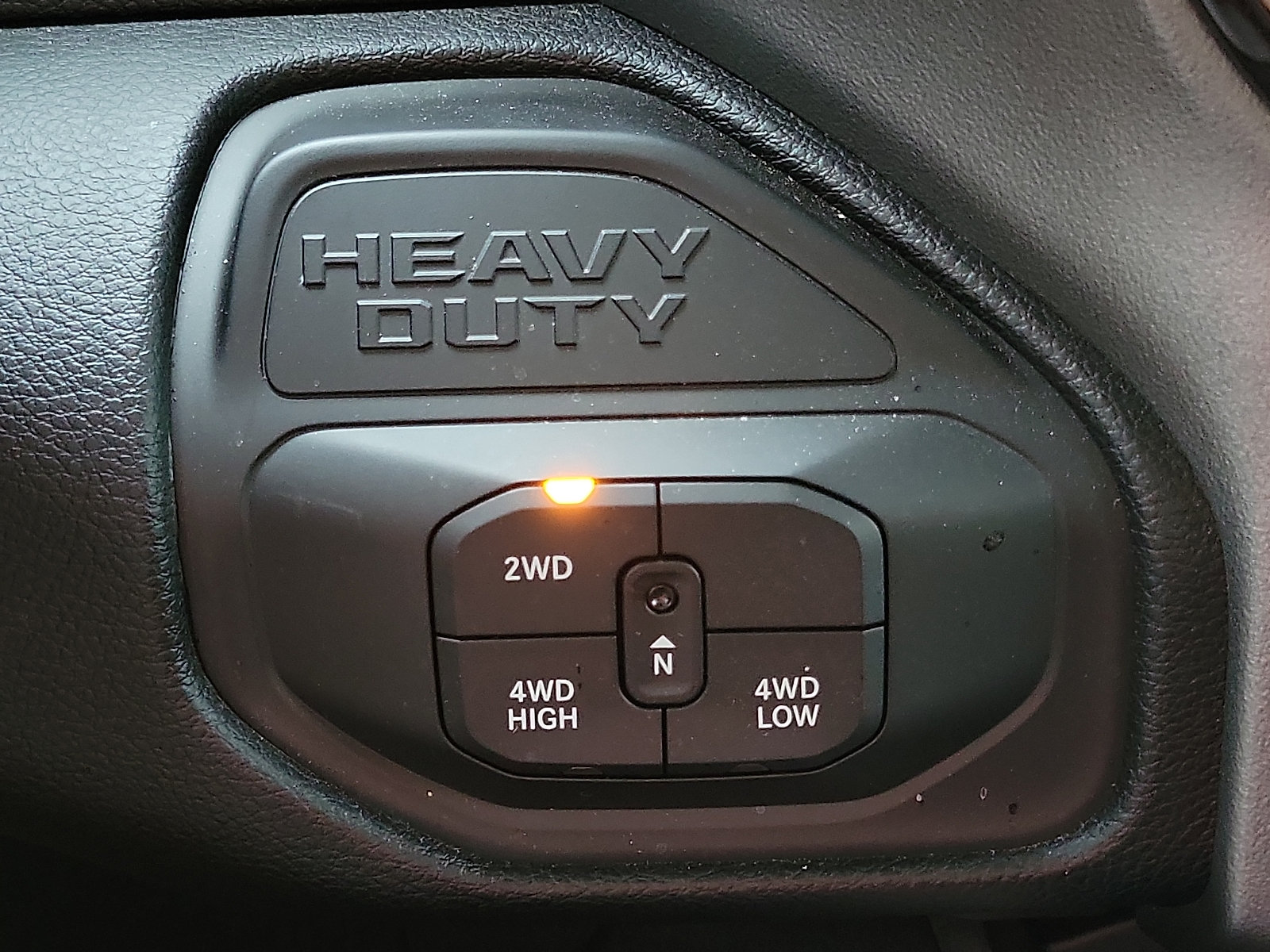Used 2025 RAM 3500 Laramie AWD/4WD image 16