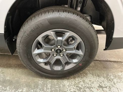 New 2026 Ford Maverick XLT AWD/4WD image 11