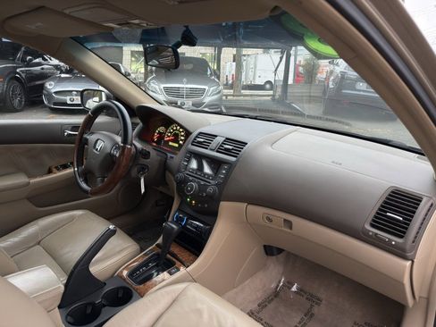 Used 2003 Honda Accord EX image 22