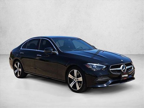 Used 2023 Mercedes-Benz C 300 Sedan image 3