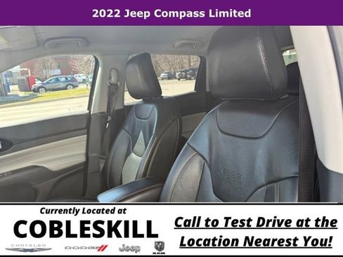 Used 2022 Jeep Compass Limited AWD/4WD image 9