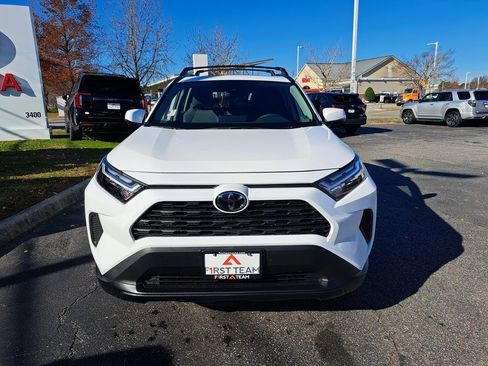New 2025 Toyota RAV4 XLE image 3