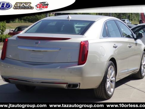Used 2014 Cadillac XTS Luxury w/ Driver Awareness Package FWD image 7