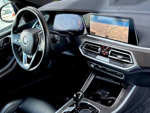 Used 2023 BMW X5 xDrive40i AWD/4WD image 39