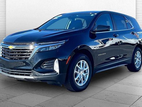 Used 2024 Chevrolet Equinox LT w/ LPO, Floor Liner Package FWD image 2