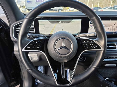 Used 2025 Mercedes-Benz GLS 450 GLS 450 image 23
