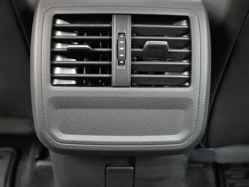 Used 2019 Volkswagen Arteon SE FWD image 21