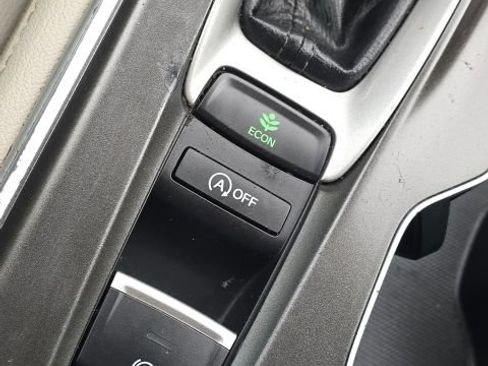 Used 2021 Honda Accord EX-L image 34