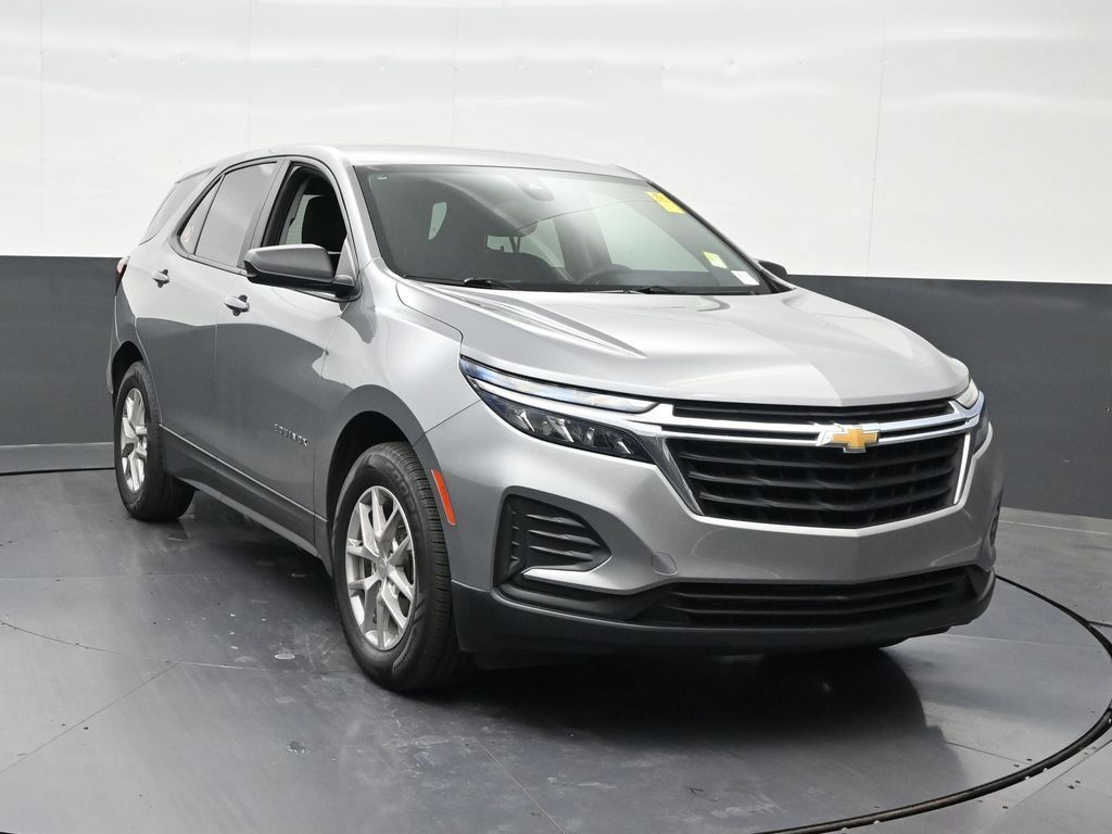 Used 2023 Chevrolet Equinox LS w/ LS Convenience Package FWD image 8