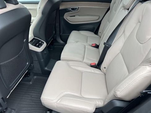 New 2026 Volvo XC90 T8 Ultra w/ Protection Package Premier AWD/4WD image 7