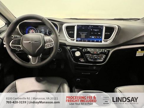 New 2026 Chrysler Voyager LX FWD image 27