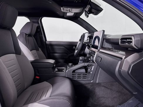 Used 2024 Toyota Tacoma TRD Off-Road image 6