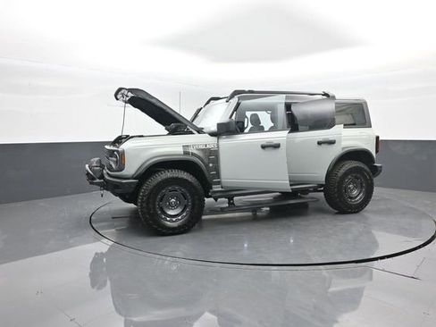Certified 2024 Ford Bronco Everglades image 36